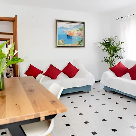 Antonio By Feseal * Порт-де-Польєнса